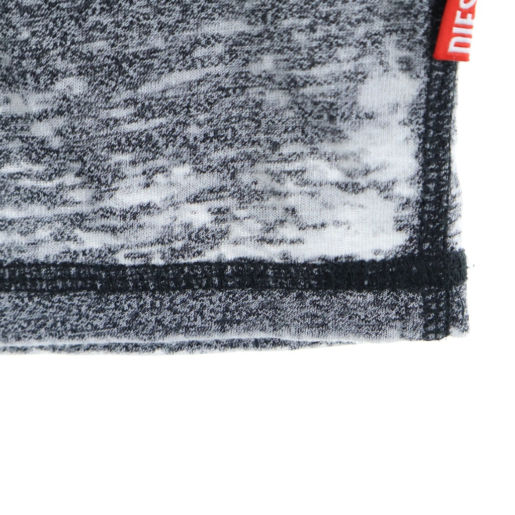 DIESEL(ディーゼル) T-BOXT-PAK フロントラバーDオーバルロゴ フェード加工 半袖Tシャツ カットソー グレー 0CPAJ