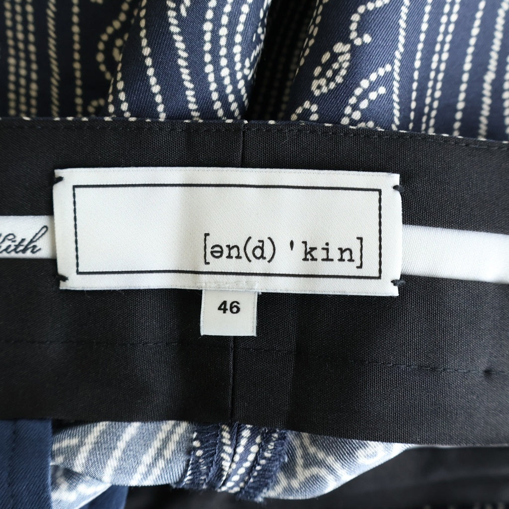KITH(キス) 25SS &Kin Batik Stripe Pleated Ari Trouser アンドキン バティック ストライプ総柄 プリーツド アリ トラウザー シルク パンツ ネイビー