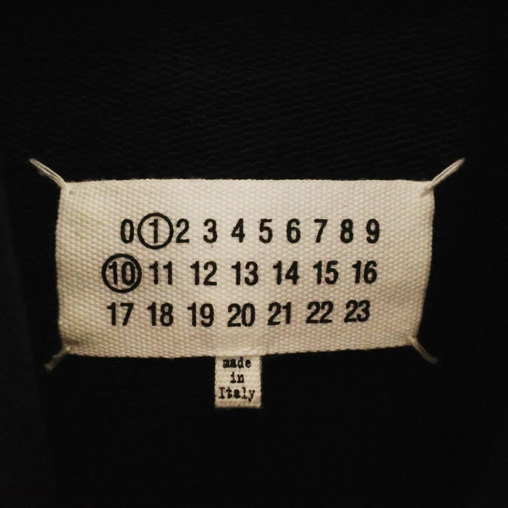 Maison Margiela(メゾンマルジェラ) 23SS オーバーサイズ カレンダーグラフィック ロゴ スウェットパーカー ブラック S50GU0202 S25505