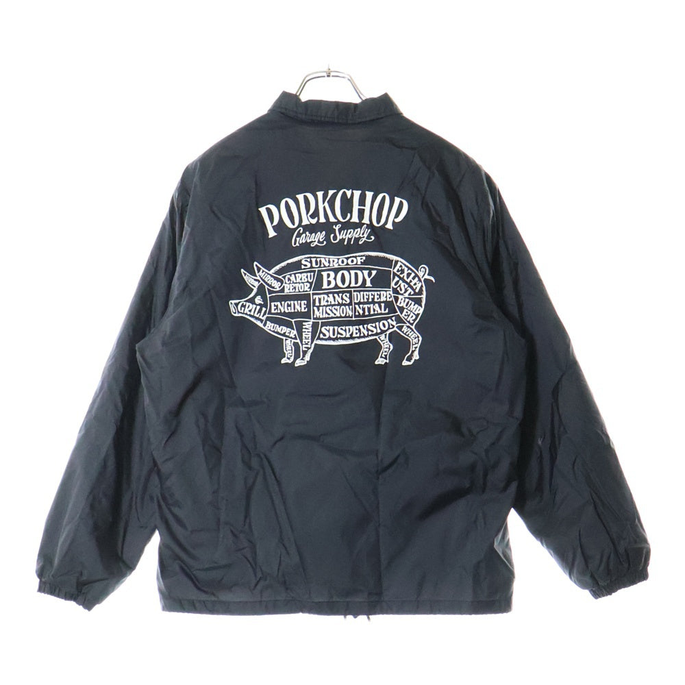 PORKCHOP(ポークチョップ) × United Sports Headline ユナイテッドスポーツヘッドライン バックプリント ボア付き コーチジャケット ブラック