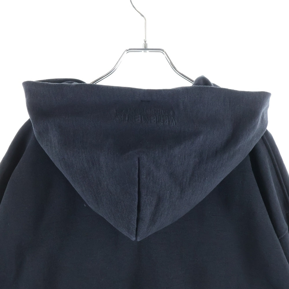 VETEMENTS(ヴェトモン) Vertical Cut-Up Logo Oversized Zip Hoodie ジップアップ フーディー ブラック UE51TR870B