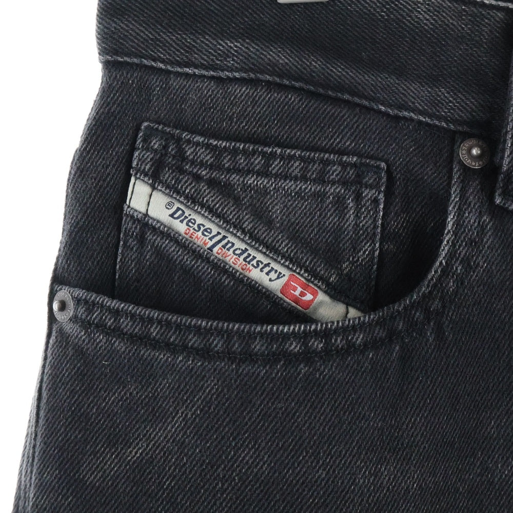 DIESEL(ディーゼル) 1996 D-SIRE STRAIGHT JEANS ストレート デニムパンツ ブラック A06925