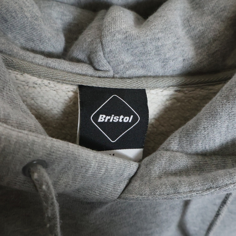 F.C.R.B./F.C.Real Bristol/FCRB(エフシーアールビー/エフシーレアルブリストル) PULLOVER SWEAT HOODIE プルオーバーパーカー フーディー グレー FCRB-192060