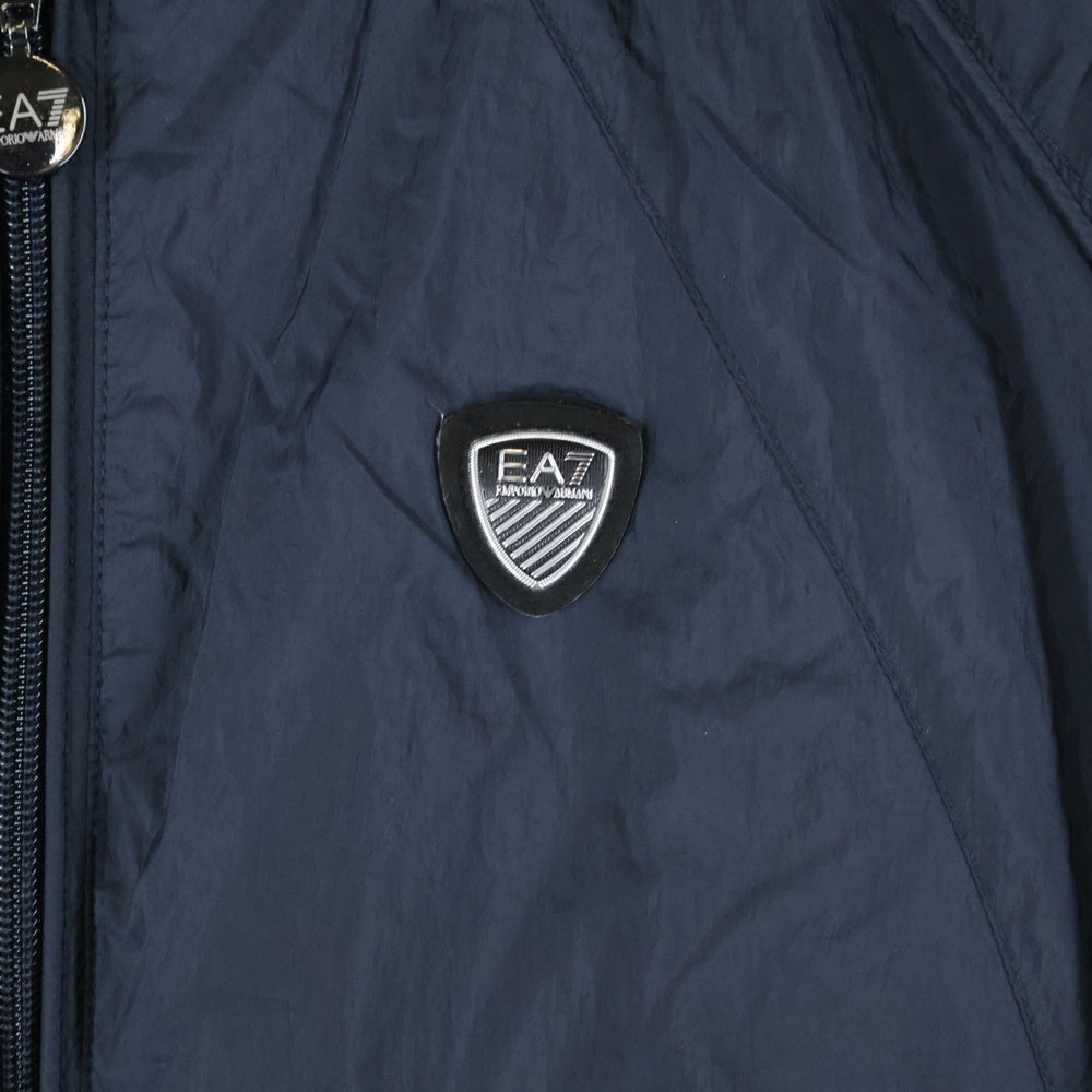 EMPORIO ARMANI EA7(エンポリオアルマーニイーエーセブン) フロントロゴ ナイロンジャケット ネイビー