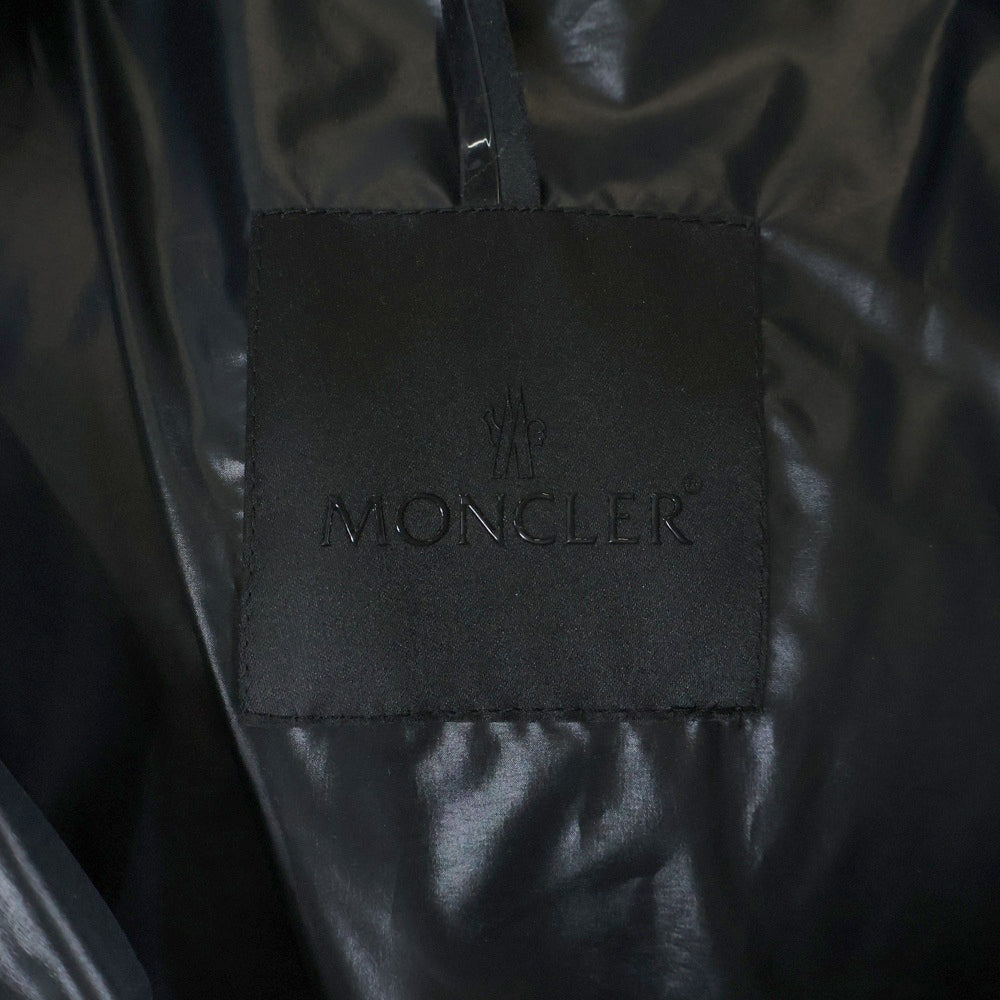 MONCLER(モンクレール) 23AW YONNE GIUBBOTTO フード付き ジップアップ ダウンジャケット ブルー I20911A00042 595ZJ