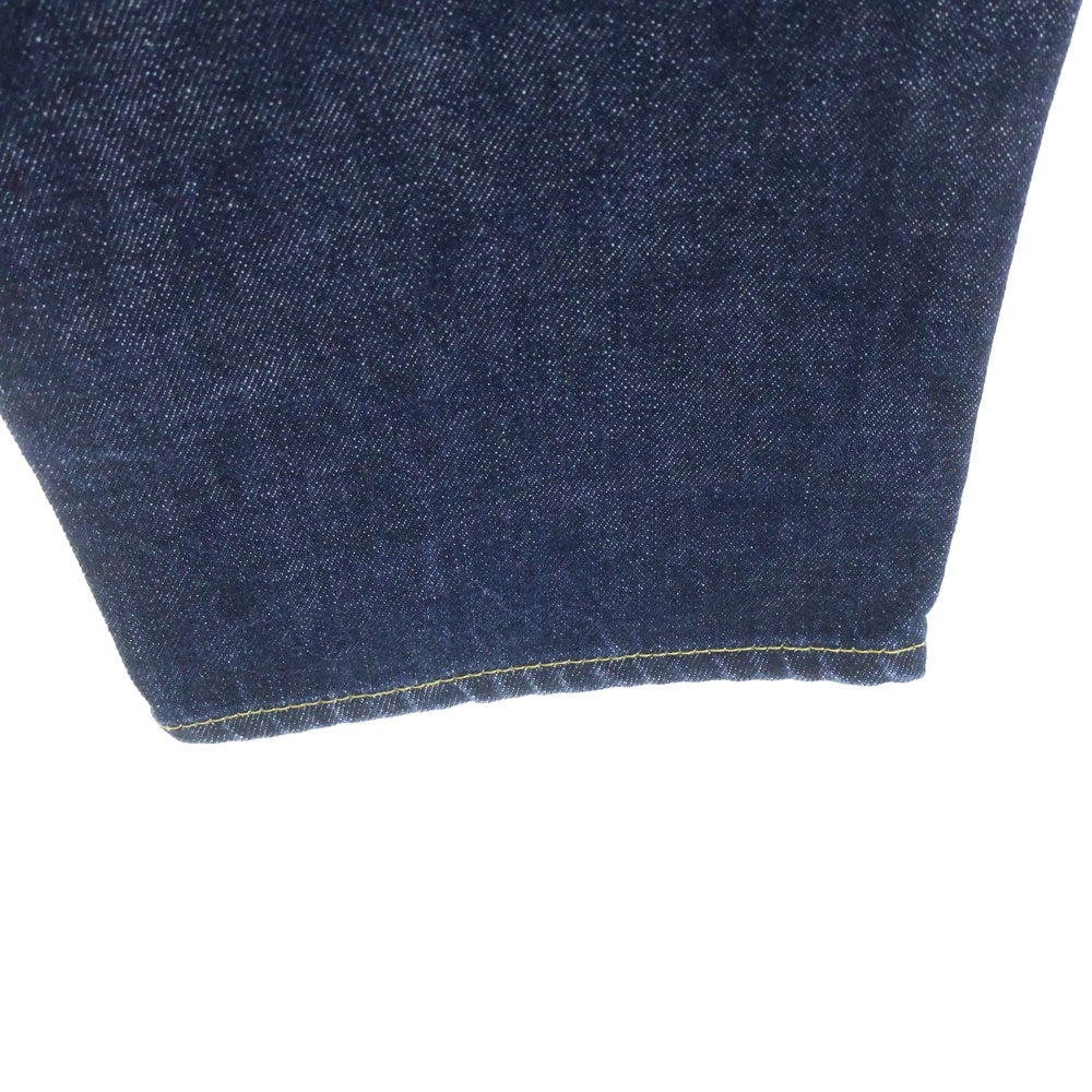 DENIM BY VANQUISH & FRAGMENT(デニムバイヴァンキッシュアンドフラグメント) 刺繍ロゴ 赤耳 セルビッチ 5ポケット ストレートデニムパンツ インディゴ VFP1005