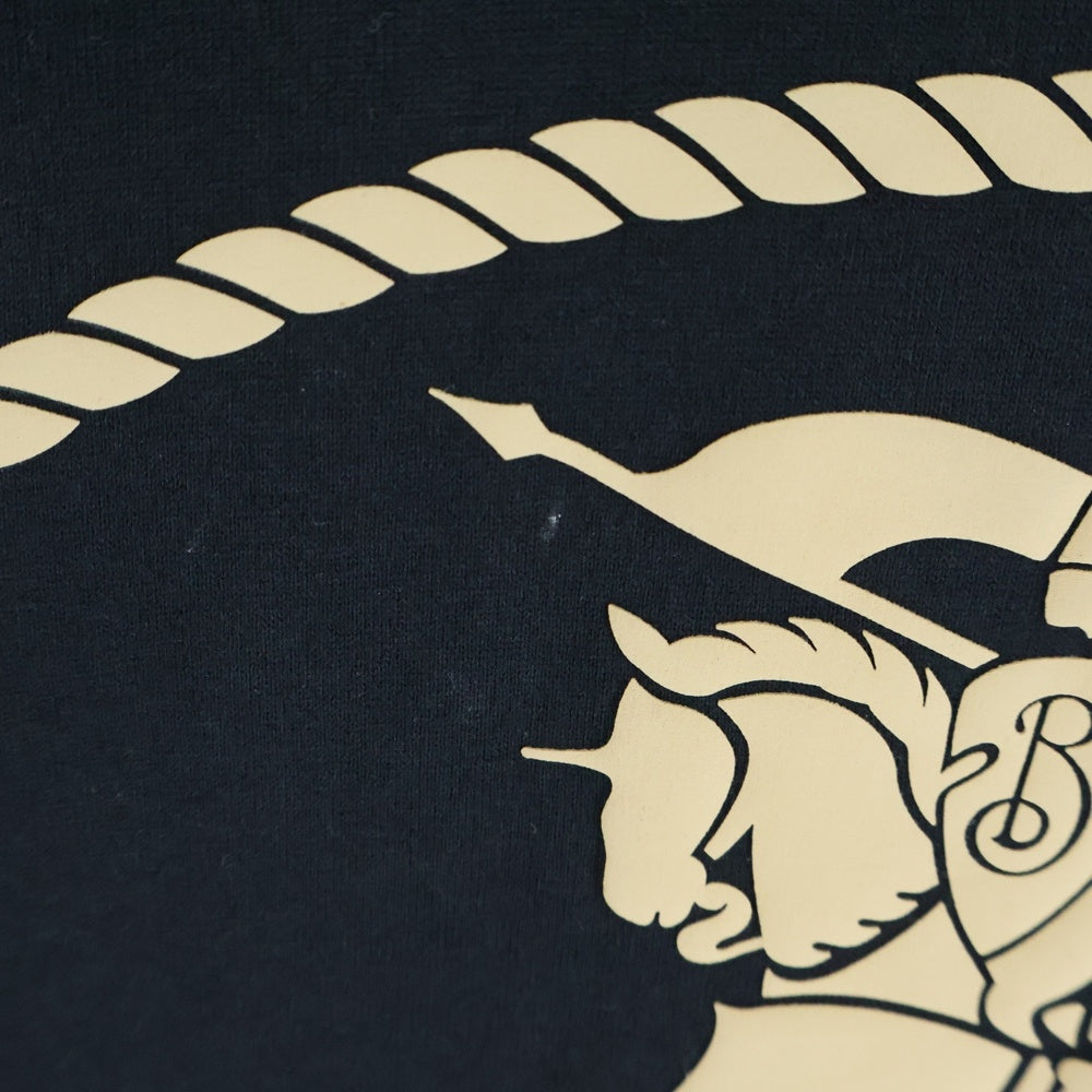 BURBERRY(バーバリー) KNIGHT STAMP COTTON TEE フロントプリント 半袖Tシャツ カットソー ブラック 8110953