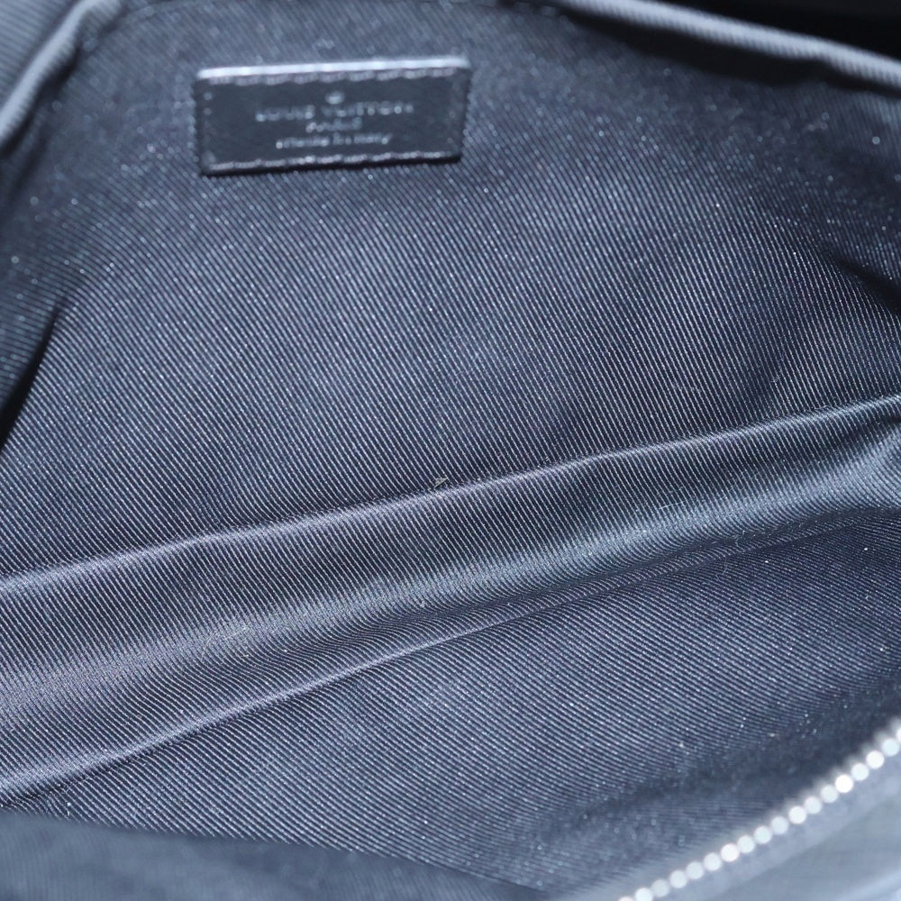 LOUIS VUITTON(ルイヴィトン) ショルダーバッグ アウトドア メッセンジャー タイガラマ ノワール モノグラム PM M30233