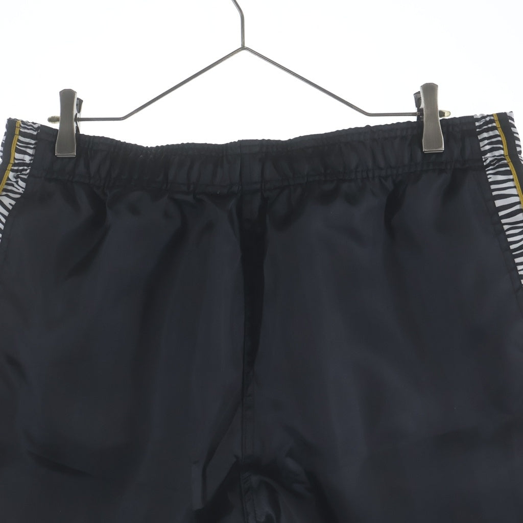 DENIM TEARS(デニムティアーズ) One Stripe Short Pants サイドロゴ ハーフパンツ SS24WR002 ブラック