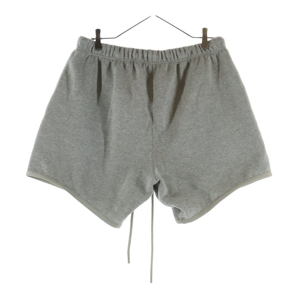 FEAR OF GOD ESSENTIALS(フィアオブゴッド エッセンシャルズ) SHORT PANTS ラバーロゴ スウェットハーフパンツ ショーツ グレー
