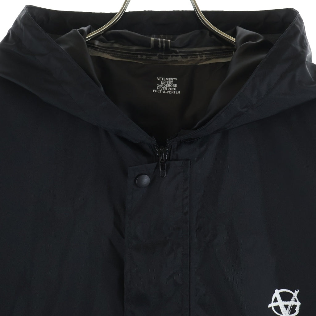 VETEMENTS(ヴェトモン) 2019AW Anarchy Raincoat アナーキー ナイロンレインコート ブラック UAH20JA816