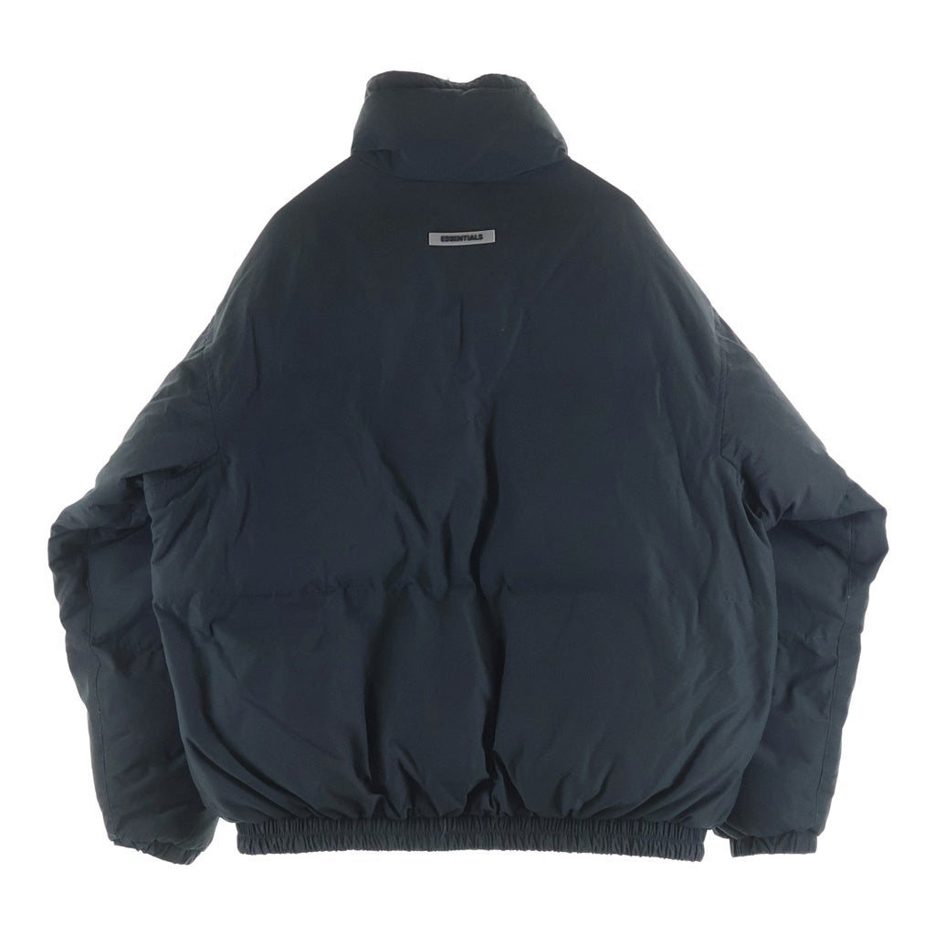 FEAR OF GOD ESSENTIALS(フィアオブゴッド エッセンシャルズ) PUFFER JACKET パファー ジップアップ ダウンジャケット チャコールグレー