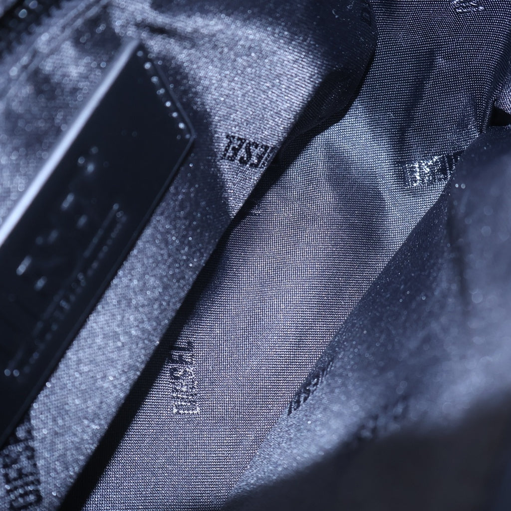 DIESEL(ディーゼル) 1DR CAMERA BAG カメラ レザーショルダーバッグ