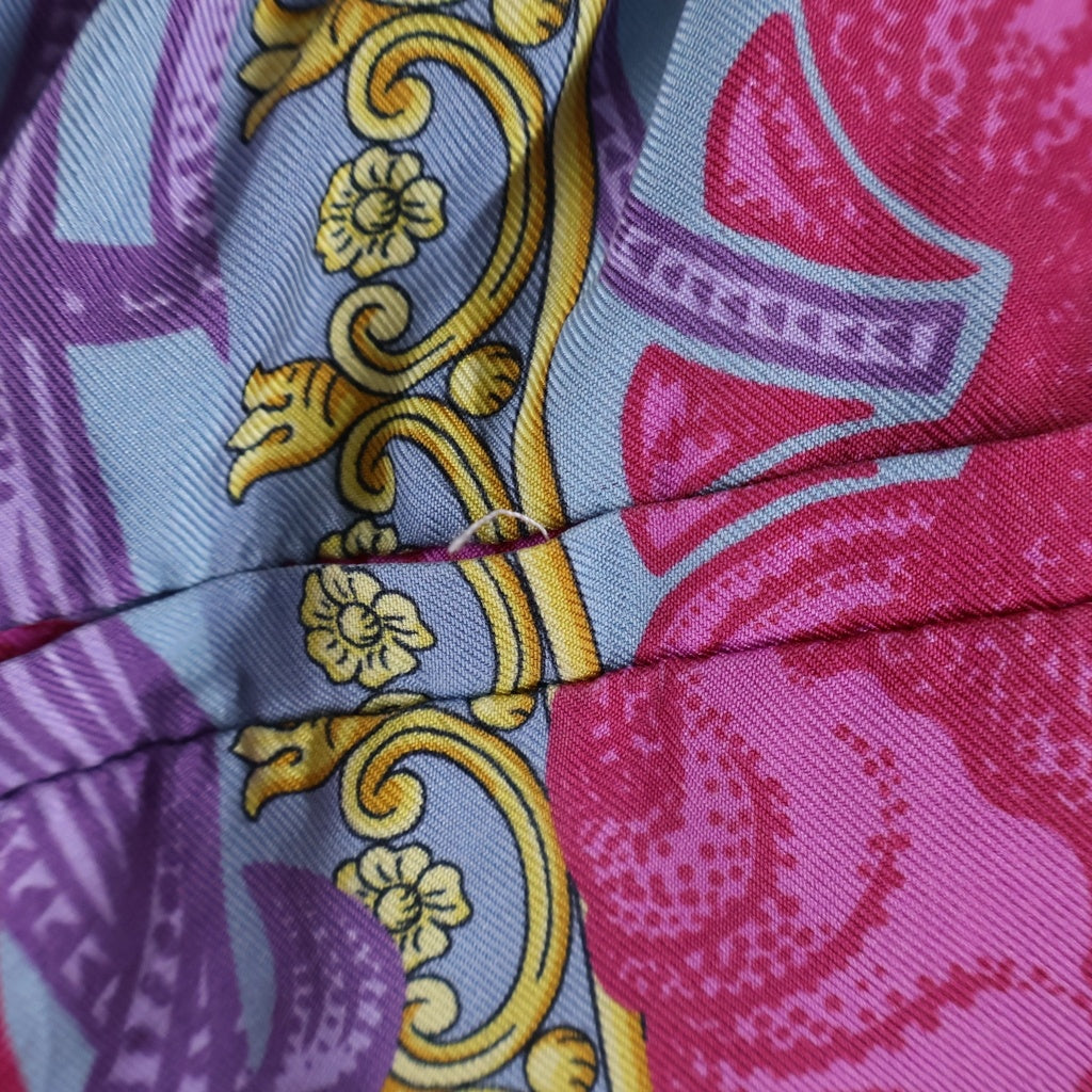 VERSACE(ヴェルサーチ) Acid Bouquet Shorts アシッドブーケ シルク ハーフパンツ ショーツ マルチカラー 1004713