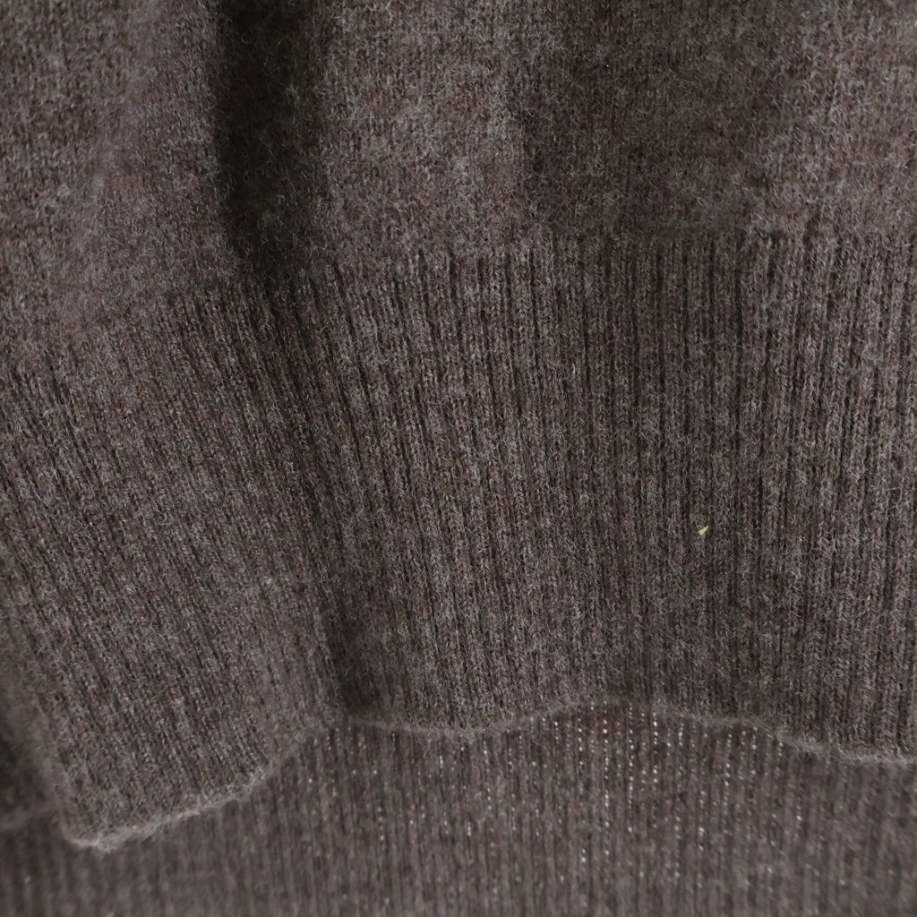 Maison Margiela(メゾンマルジェラ) レザーエルボーパッチ クルーネックニット ライトセーター ブラウン S30HA0966 S16082