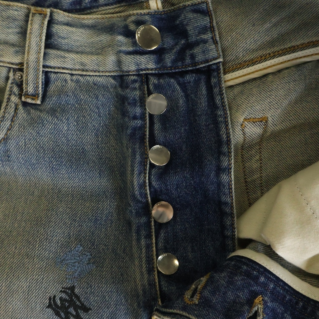 AMIRI(アミリ) 25SS MA QUAD EMBROIDERED FLARE / IND ロゴ刺繍 フレアダメージデニムパンツ インディゴ SRAMDNFR1015A -