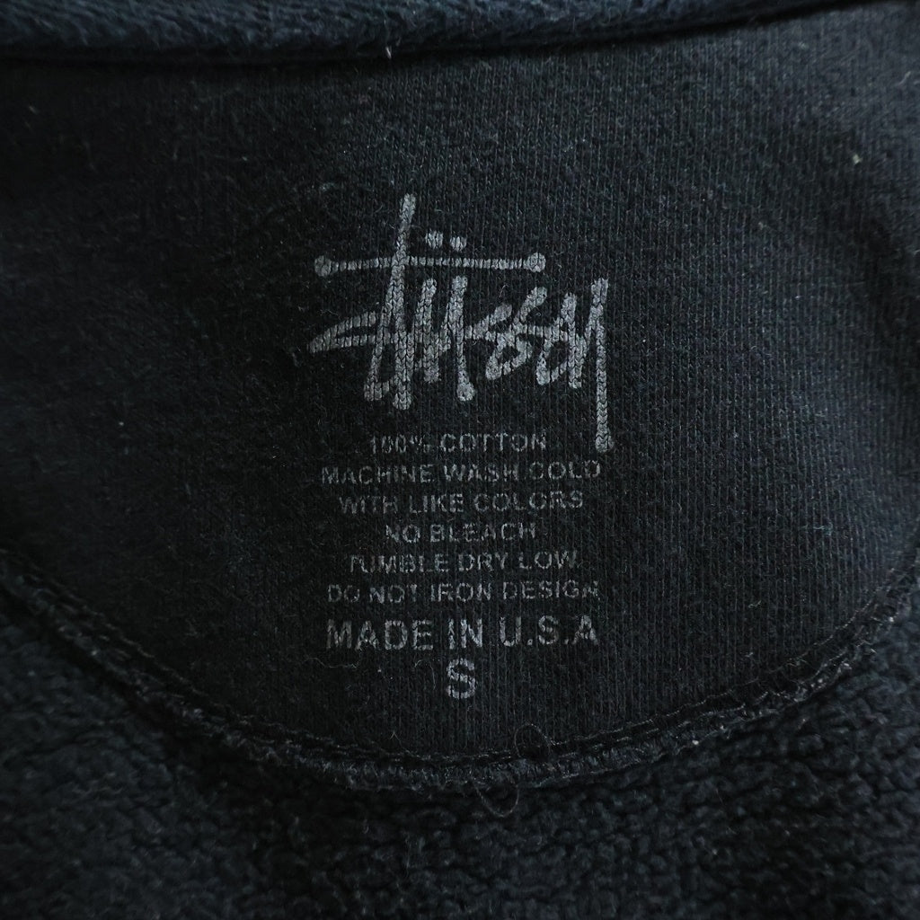 STUSSY(ステューシー) ワールドツアー バックロゴプリント ジップアップフーディー スウェットパーカー ブラック/ゴールド