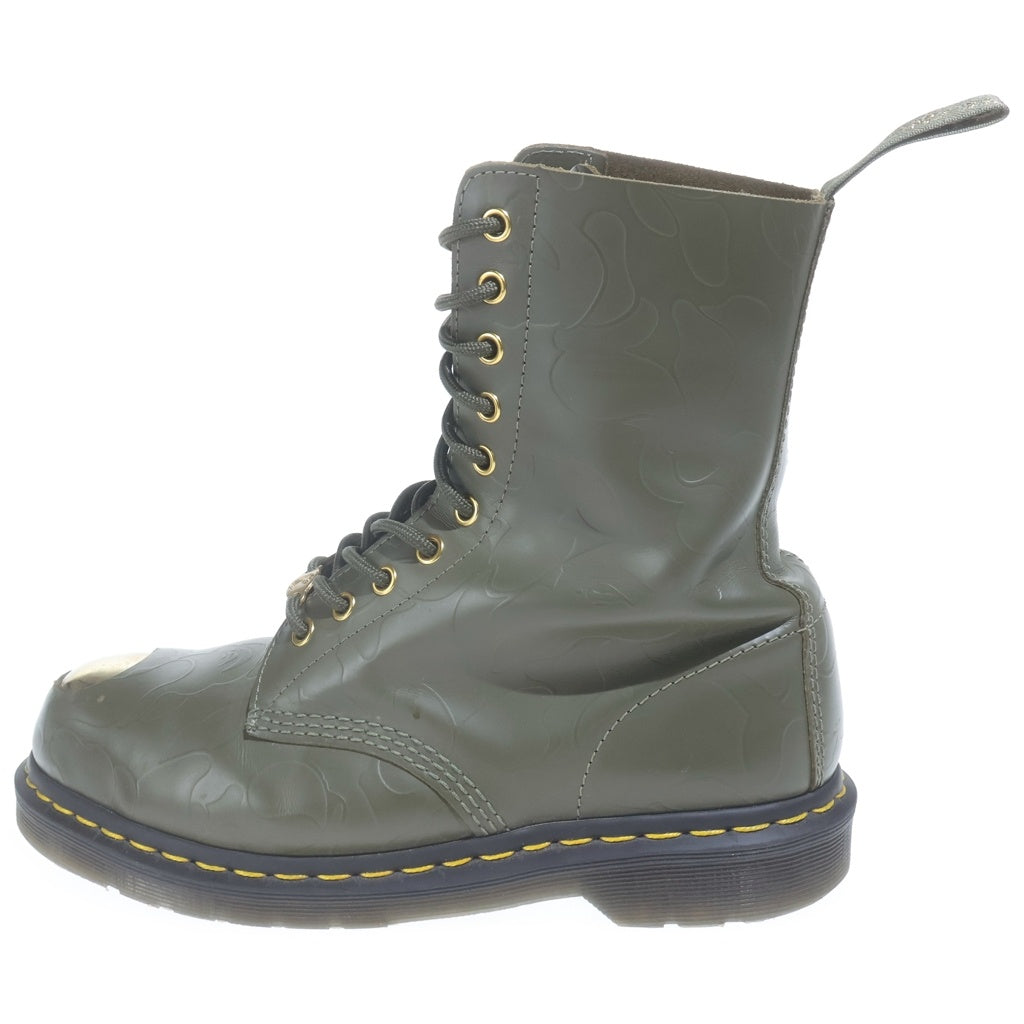 A BATHING APE(アベイシングエイプ) ×DR.MARTENS 10HOLE STEEL TOE CAP SHOES 10ホール スティール ハイカットレザーブーツ カーキ US9/27cm