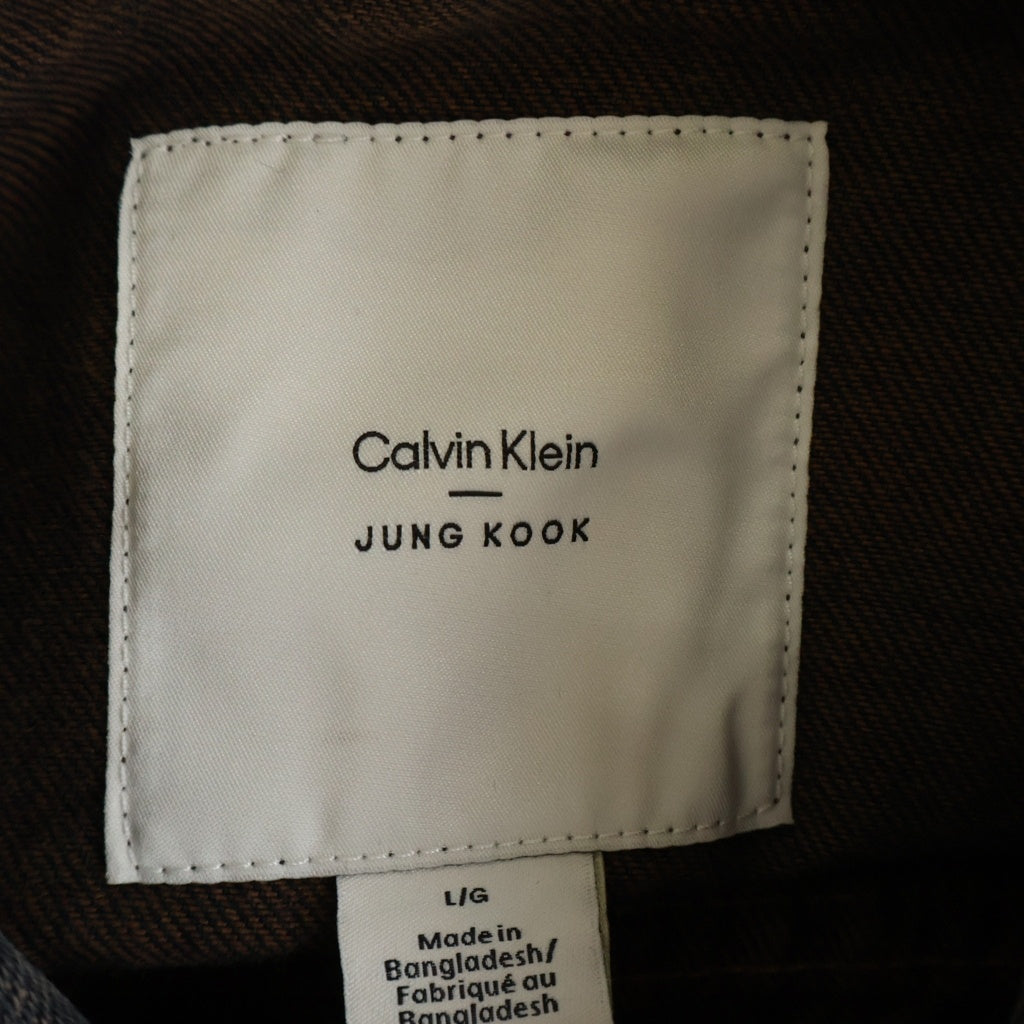 Calvin Klein(カルバンクライン) ×Jung Kook 90s Denim Jacket ジョングク デニムトラッカージャケット ブラウン 40433MF 001