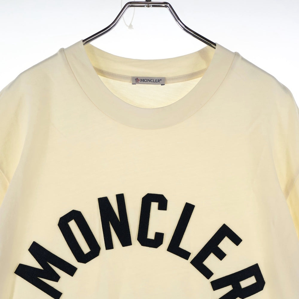 MONCLER(モンクレール) 22SS フロントフェルトロゴ 半袖Tシャツ カットソー オフホワイト H20918C00038 8390T