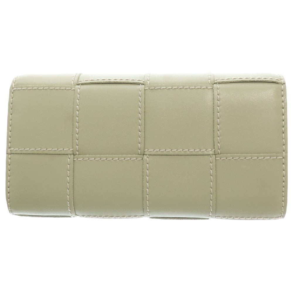 BOTTEGA VENETA(ボッテガヴェネタ) 日本限定 ステッチカセット イントレチャート レザーフラップロングウォレット 長財布 カーキ