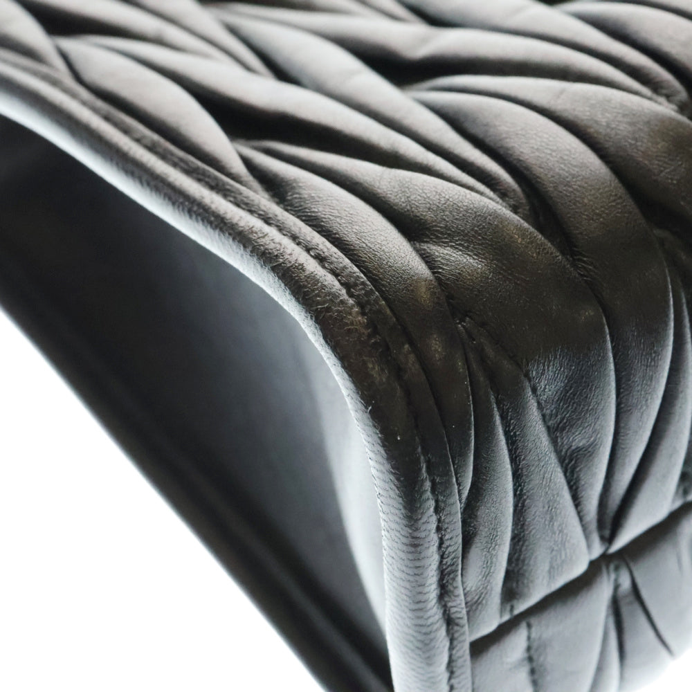 miumiu(ミュウミュウ) MATELASSE マテラッセ レザーハンドバッグ 5BG263 ブラック