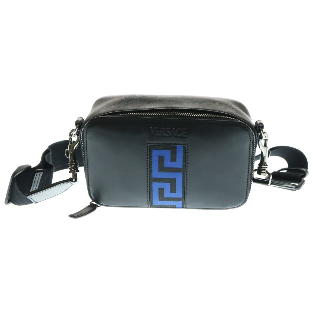 VERSACE(ヴェルサーチ) グレカロゴ レザー ショルダーバッグ カメラバッグ ブラック 1011796