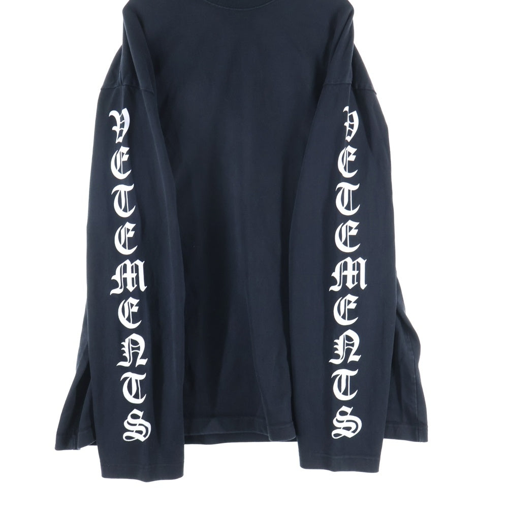 VETEMENTS(ヴェトモン) 20AW Gothic Font Long sleeve Tee ゴシックフォント長袖カットソー 長袖Tシャツ ロングスリーブカットソー ロンT ブラック UAH21TR526