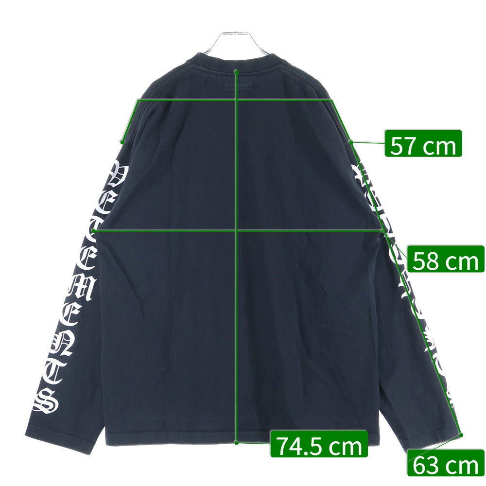 VETEMENTS(ヴェトモン) 20AW Gothic Font Long sleeve Tee ゴシックフォント長袖カットソー 長袖Tシャツ ロングスリーブカットソー ロンT ブラック UAH21TR526