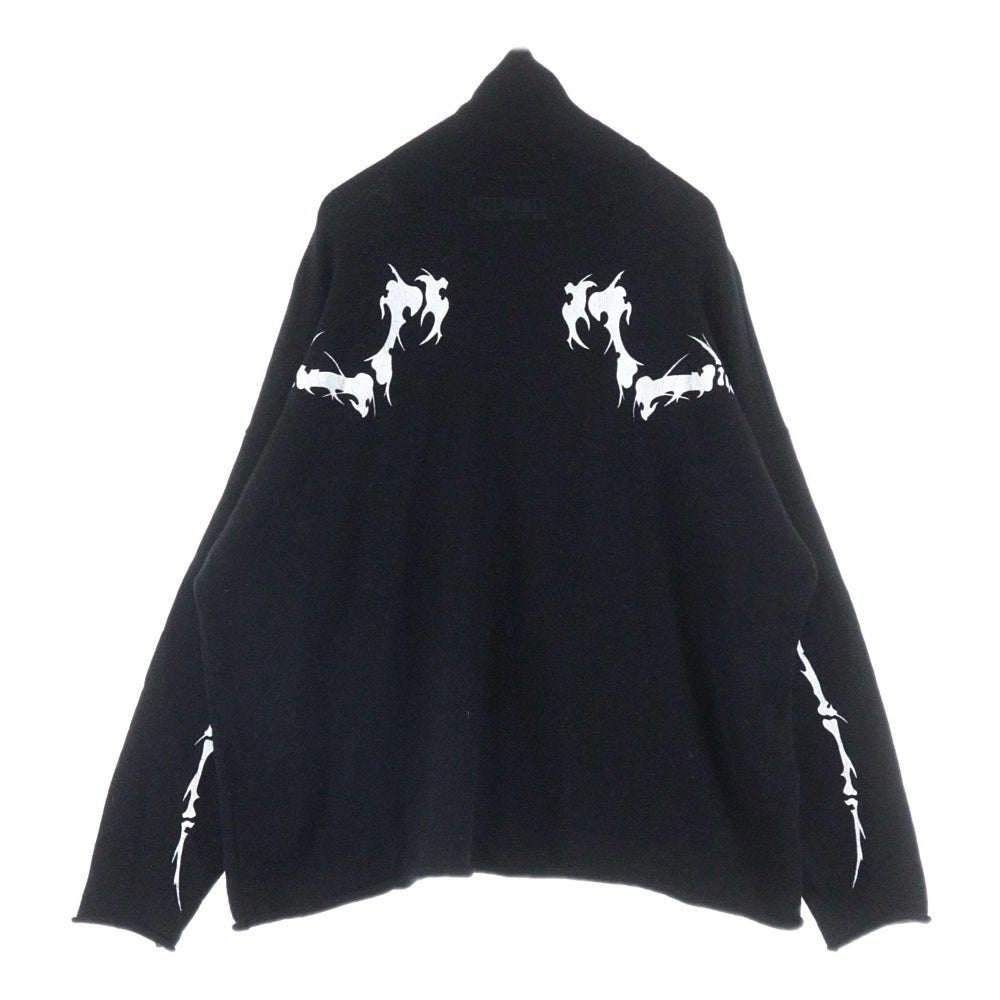VETEMENTS(ヴェトモン) DOMINIUM IN RECTUM KNIT プリント ハーフジップ ニット セーター UAH20KN609 ブラック