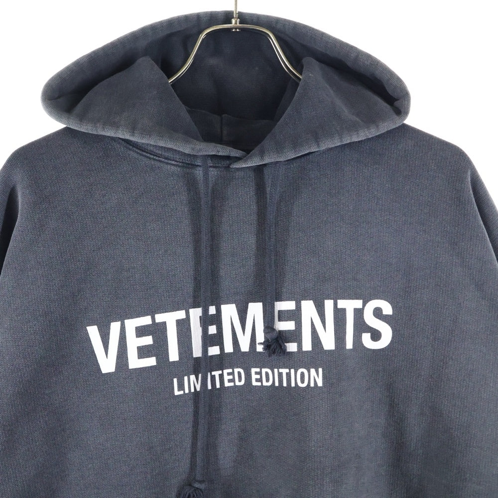 VETEMENTS(ヴェトモン) 23SS LOGO LIMITED EDITION HOODIE ロゴ リミテッドエディション フーデットスウェット プルオーバーパーカー ブラック UE63HD720X