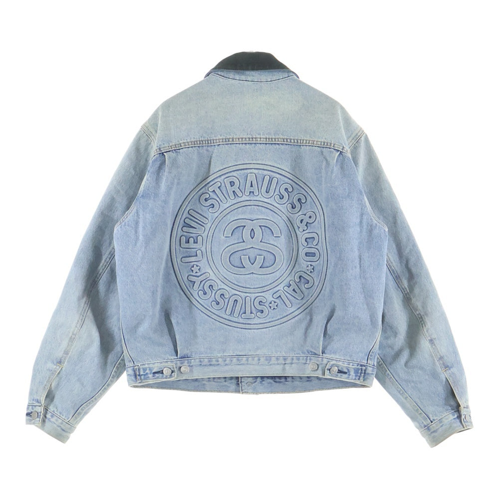 STUSSY(ステューシー) ×Levi's Embossed Trucker Jacket バックロゴ エンボストラッカーデニムジャケット 裏地8ボールロゴプリント ブルー