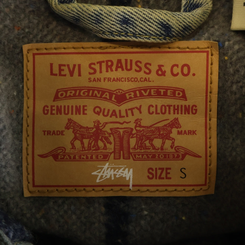 STUSSY(ステューシー) ×Levi's Embossed Trucker Jacket バックロゴ エンボストラッカーデニムジャケット 裏地8ボールロゴプリント ブルー