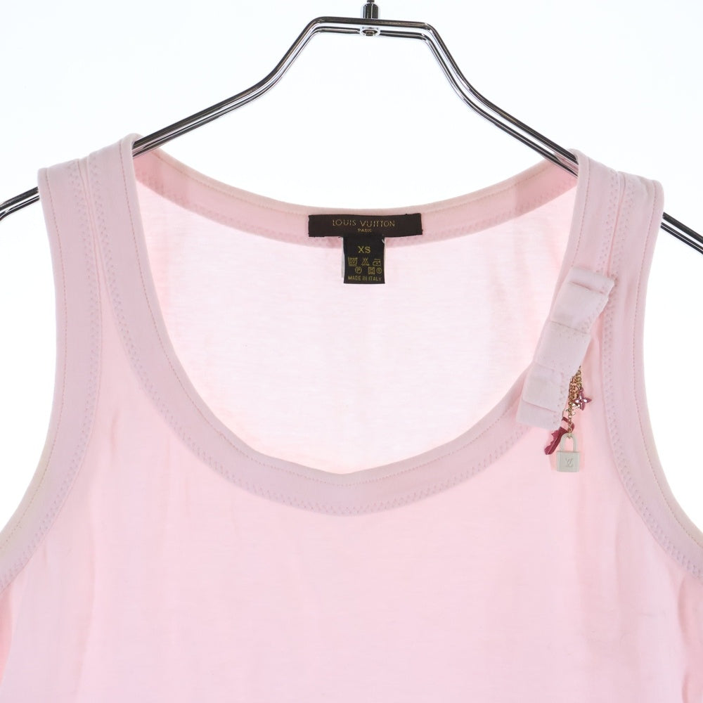 ルイヴィトン タンクトップ チャーム LOUIS VUITTON(ルイヴィトン) チャーム付き ノースリーブ タンクトップ