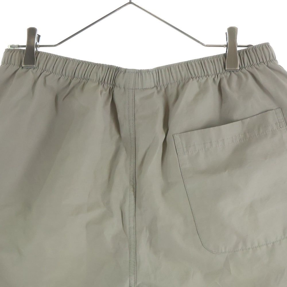 ESSENTIEL Antwerp(エッセンシャル アントワープ) フェルトロゴ ナイロン ショートパンツ ベージュ
