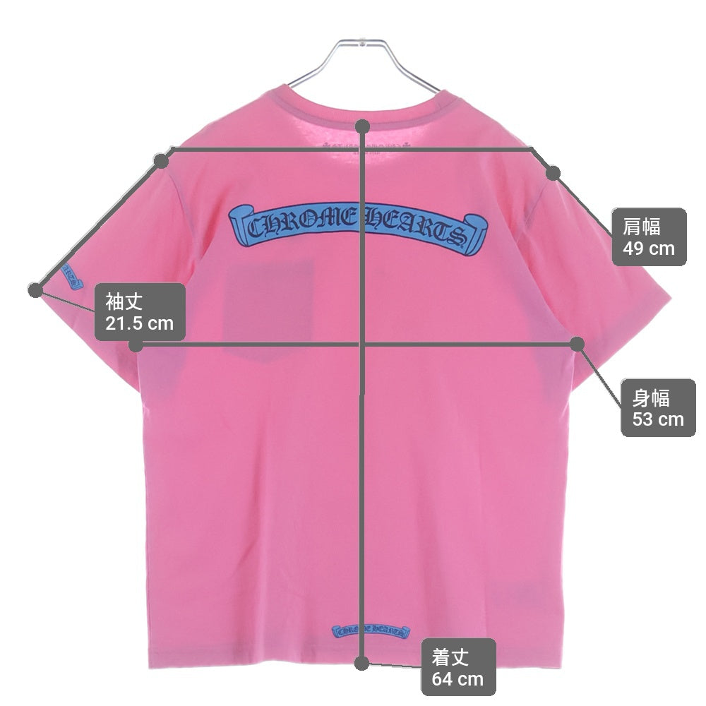 CHROME HEARTS(クロムハーツ) That Group Scroll Tee ザット グループスクロール ロゴ半袖Tシャツ ピンク