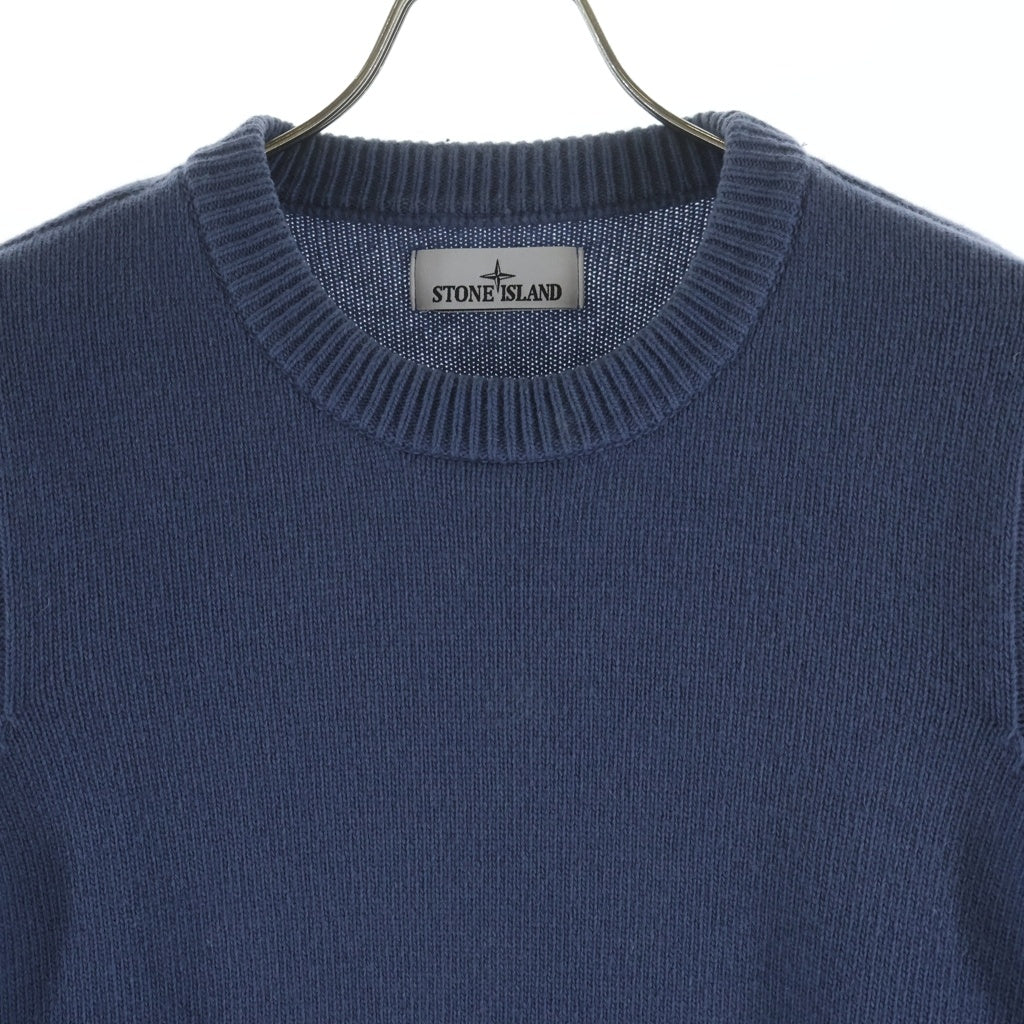 STONE ISLAND(ストーンアイランド) 24AW ロゴワッペン クルーネックセーター ニット 8115508A3 ブルー