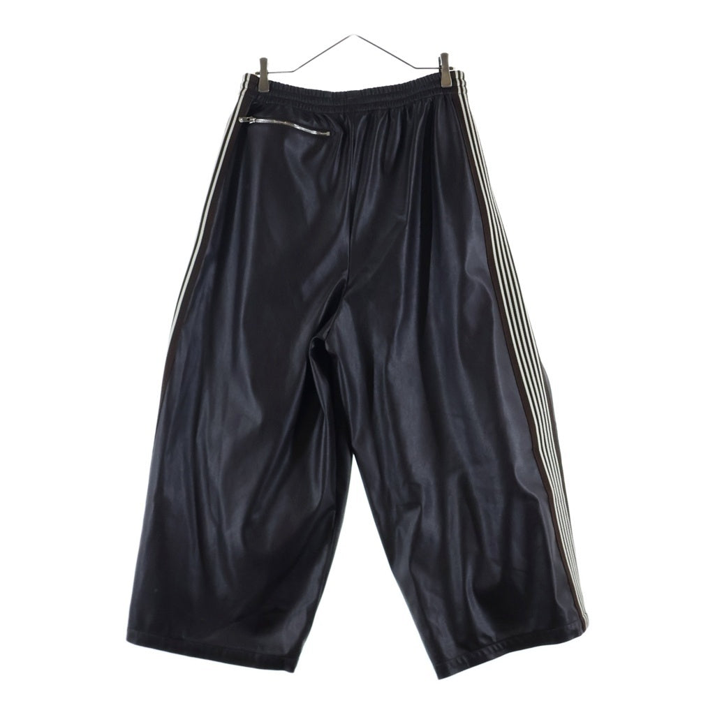 Needles(ニードルス) NUBIAN別注 SYNTHETIC LEATHER WIDE PANTS ンセティックレザーワイドトラックパンツ RW1650