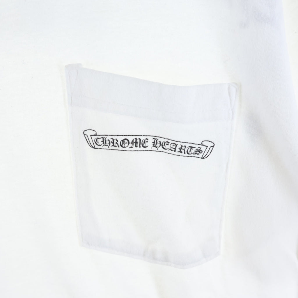 CHROME HEARTS(クロムハーツ) BACK ARCH LOGO SCROLL LABEL USA PRINT TEE バックアーチロゴ スクロールラベル プリント 半袖Tシャツ カットソー ホワイト