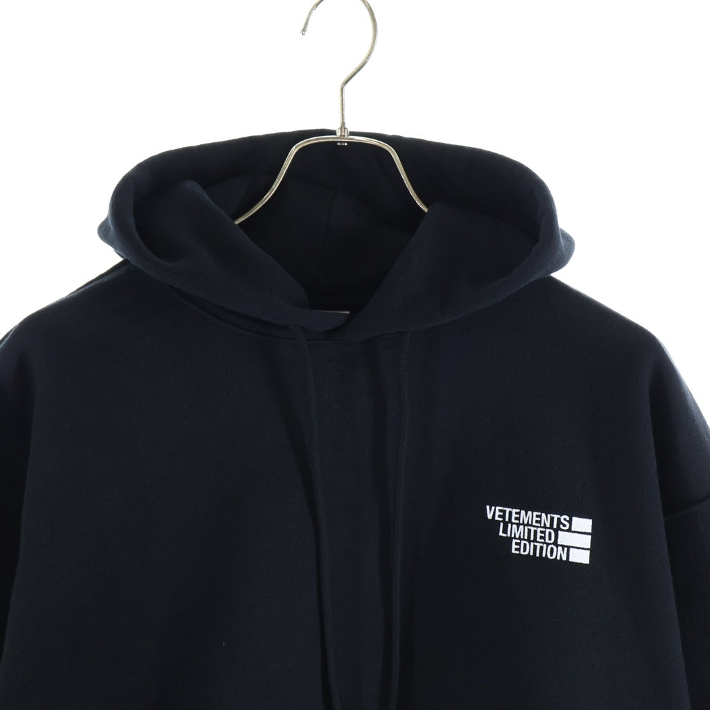 VETEMENTS(ヴェトモン) 21SS LIMITED EDITION ロゴ刺繍 プルオーバーパーカー ブラック UE51TR730B