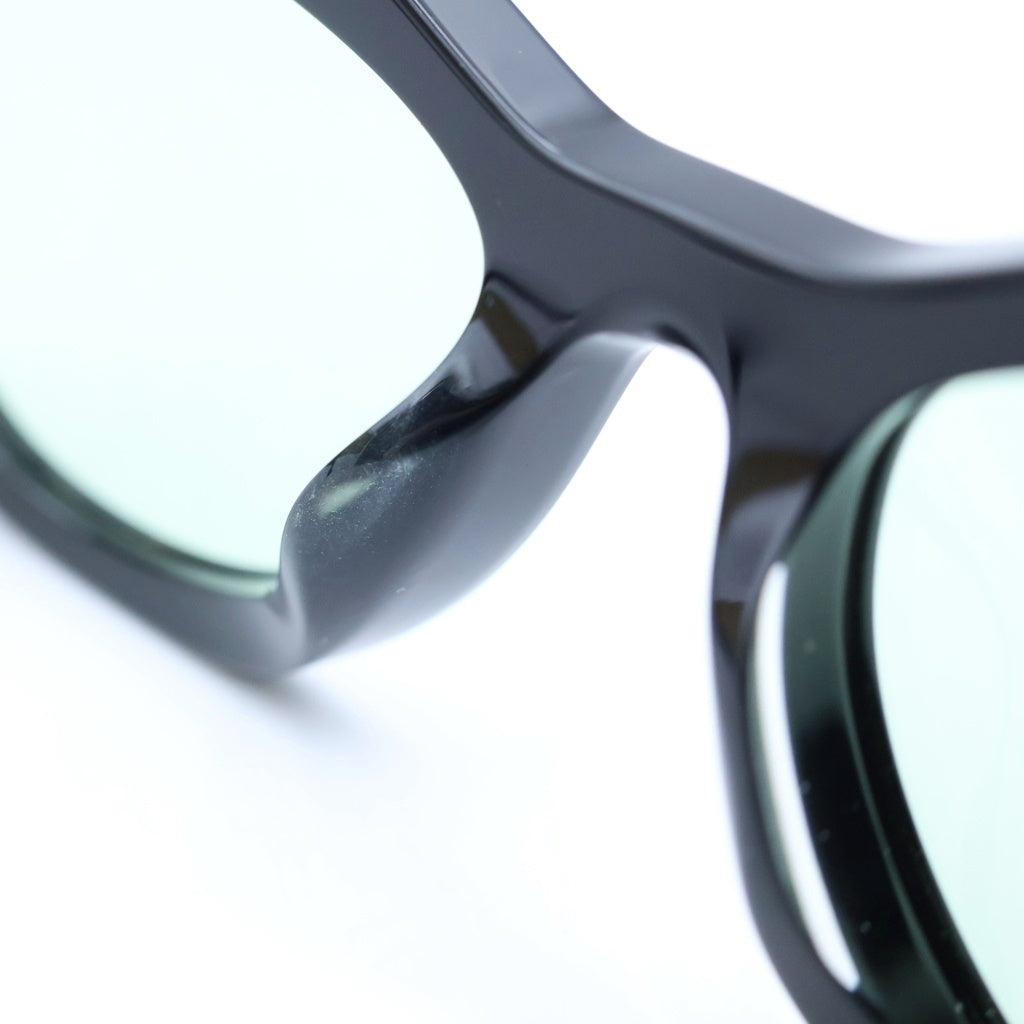 PRADA(プラダ) キャットアイ サングラス 眼鏡 ブラック SPR A02-F レディース