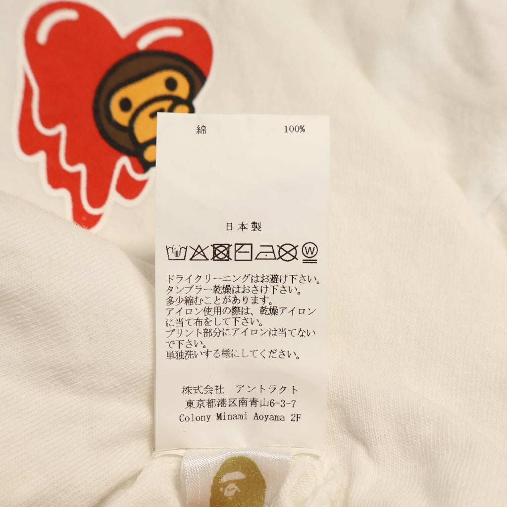 A BATHING APE(アベイシングエイプ) ×EMOTIONALLY UNAVAILABLE BABY MILO プリント半袖Tシャツカットソー ホワイト