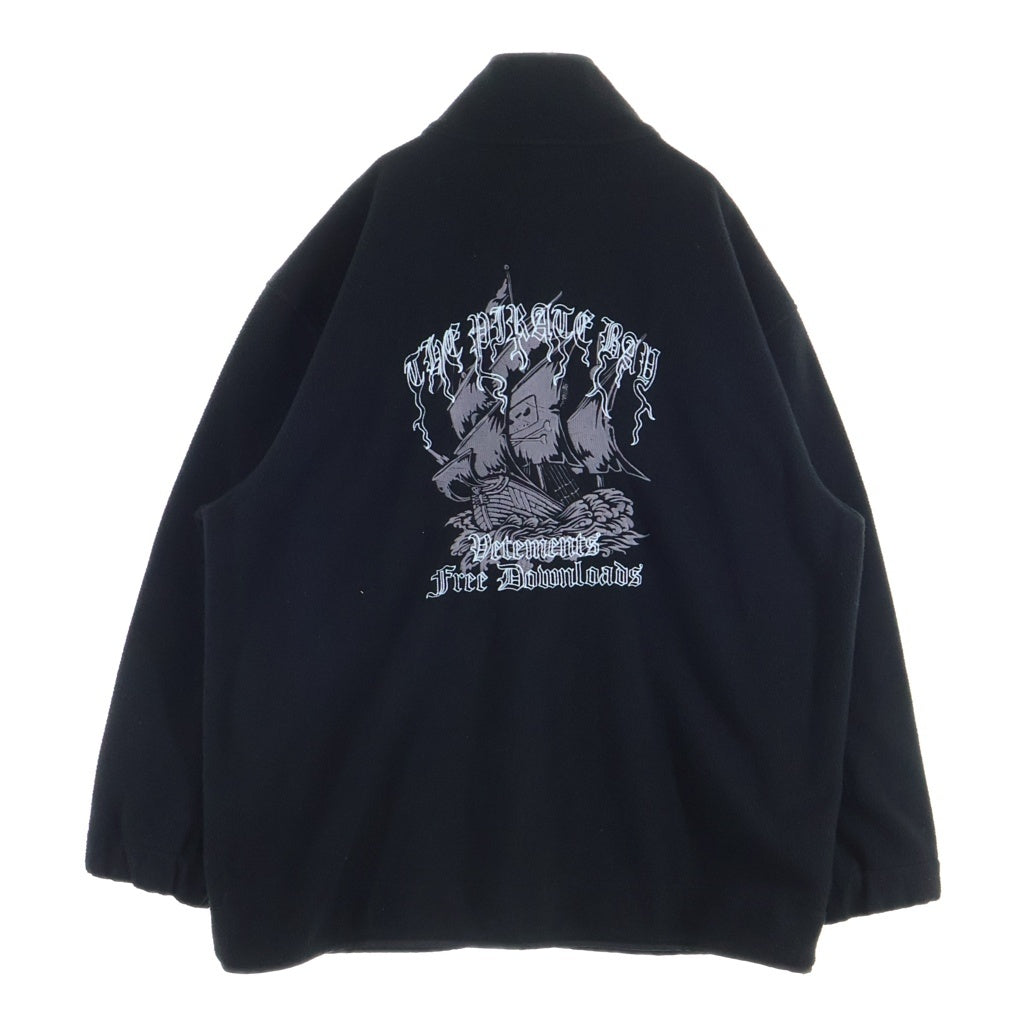 VETEMENTS(ヴェトモン) PIRATE BAY FLEECE JACKET フリースジャケット ブラック MAH20JA207
