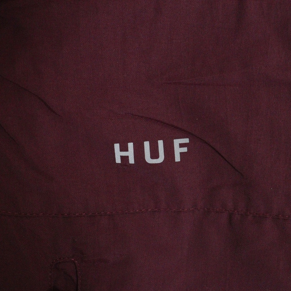HUF(ハフ) ESSENTIALS ZIP STANDARD SHELL JACKET JK00330 エッセンシャル ジップ スタンダートシェルジャケット ナイロンジャケット ワインレッド