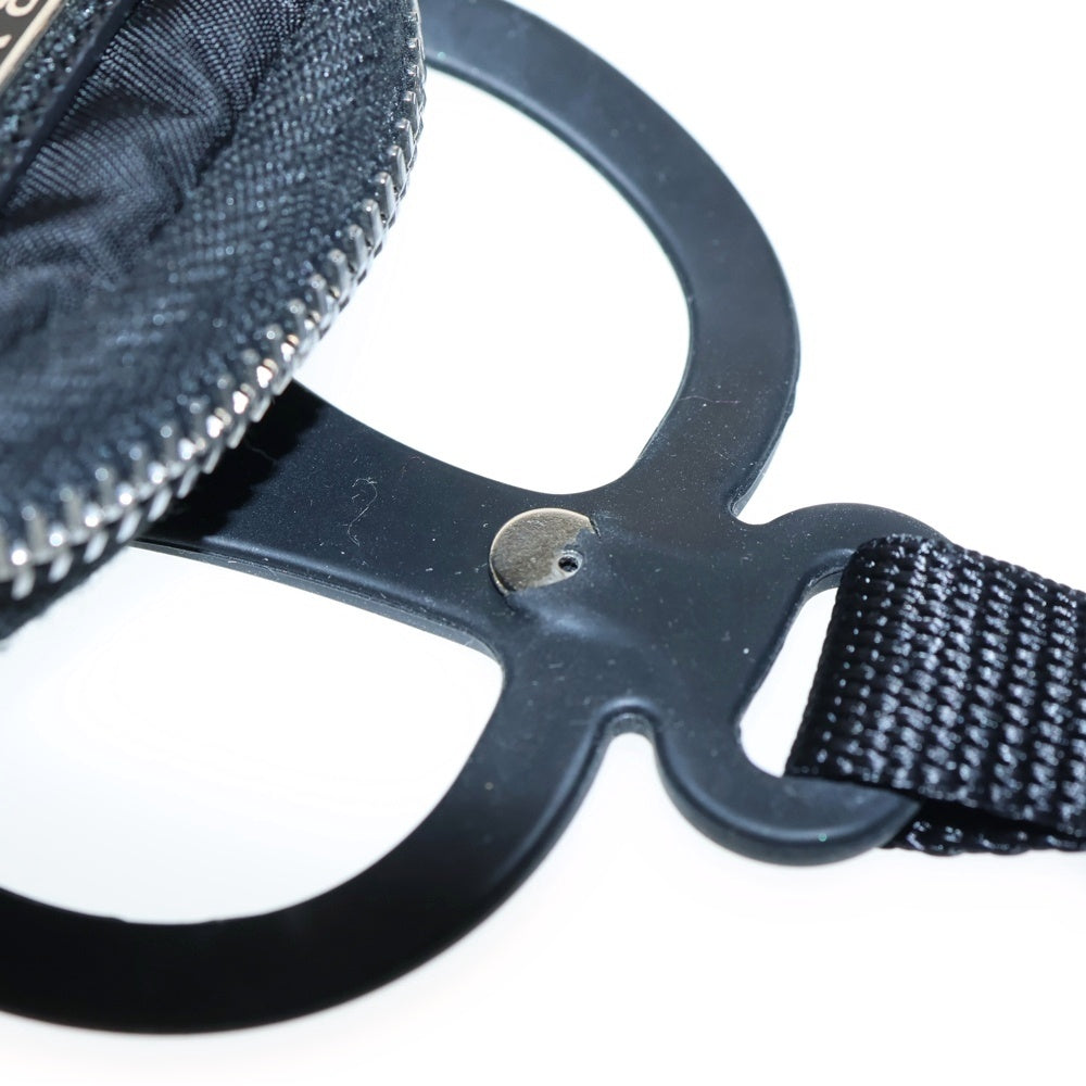 PRADA(プラダ) トライアングルロゴ ナイロンスマートフォンポーチ 1ZT001 ブラック