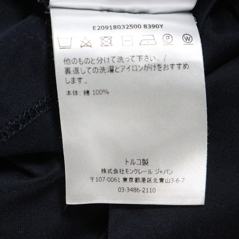 MONCLER(モンクレール) 19AW MAGLIA T-SHIRT フロントロゴ刺繍パッチ クルーネック 半袖Tシャツ カットソー ネイビー E20918032500 8390Y