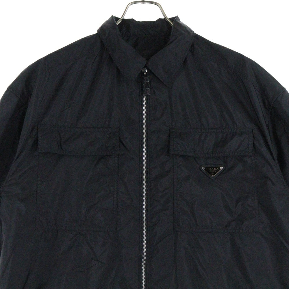 PRADA(プラダ) RE-NYLON 三角プレートナイロンジップアップ半袖シャツ SC758 S000 1WQ9 ブラック