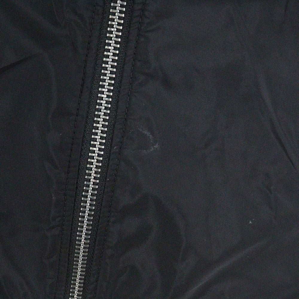 PRADA(プラダ) RE-NYLON 三角プレートナイロンジップアップ半袖シャツ SC758 S000 1WQ9 ブラック