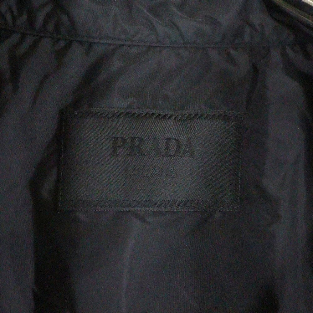 PRADA(プラダ) RE-NYLON 三角プレートナイロンジップアップ半袖シャツ SC758 S000 1WQ9 ブラック