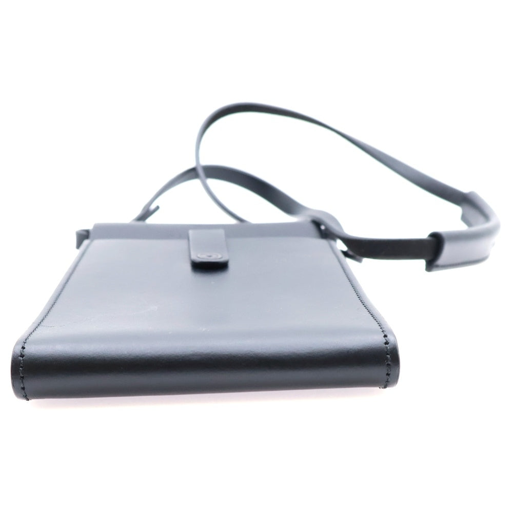 Maison Margiela 11(メゾンマルジェラ11) ストラップ付 レザーフォンポーチ ブラック S35UI0510